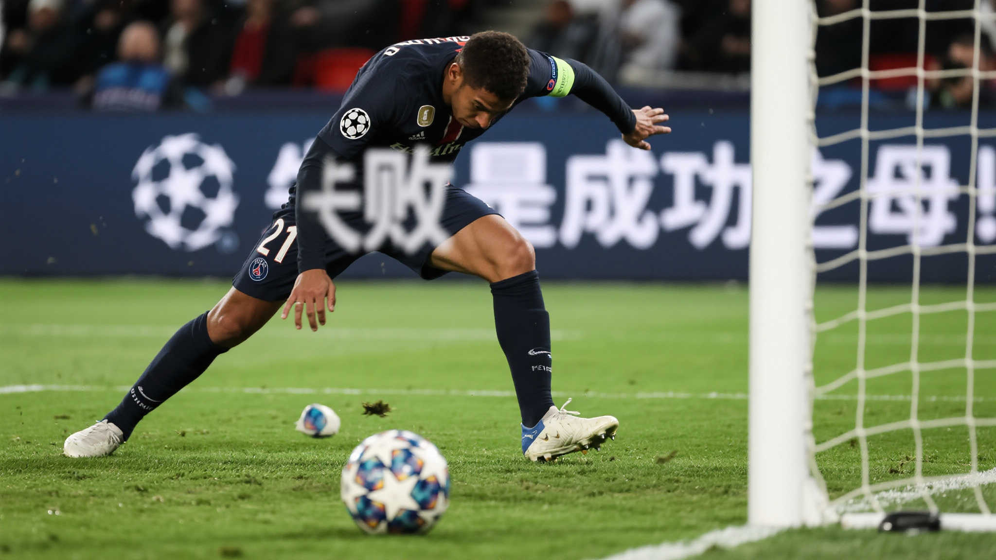 德弗赖：球队积极调整状态迎接挑战；齐沃展现领导力